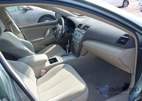 2007 Toyota Camry Ce/Le/Se/Xle z USA, uszkodzony, nr VIN 4T1BE46K07U709990